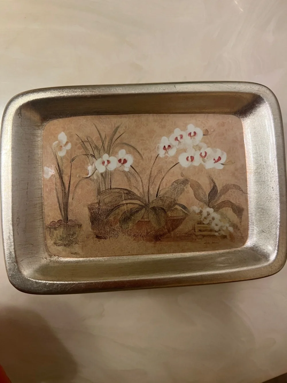Orchid Accent Soap Dish in Metallic Silver and Cream Finish - Unbranded - Picture 3 of 4